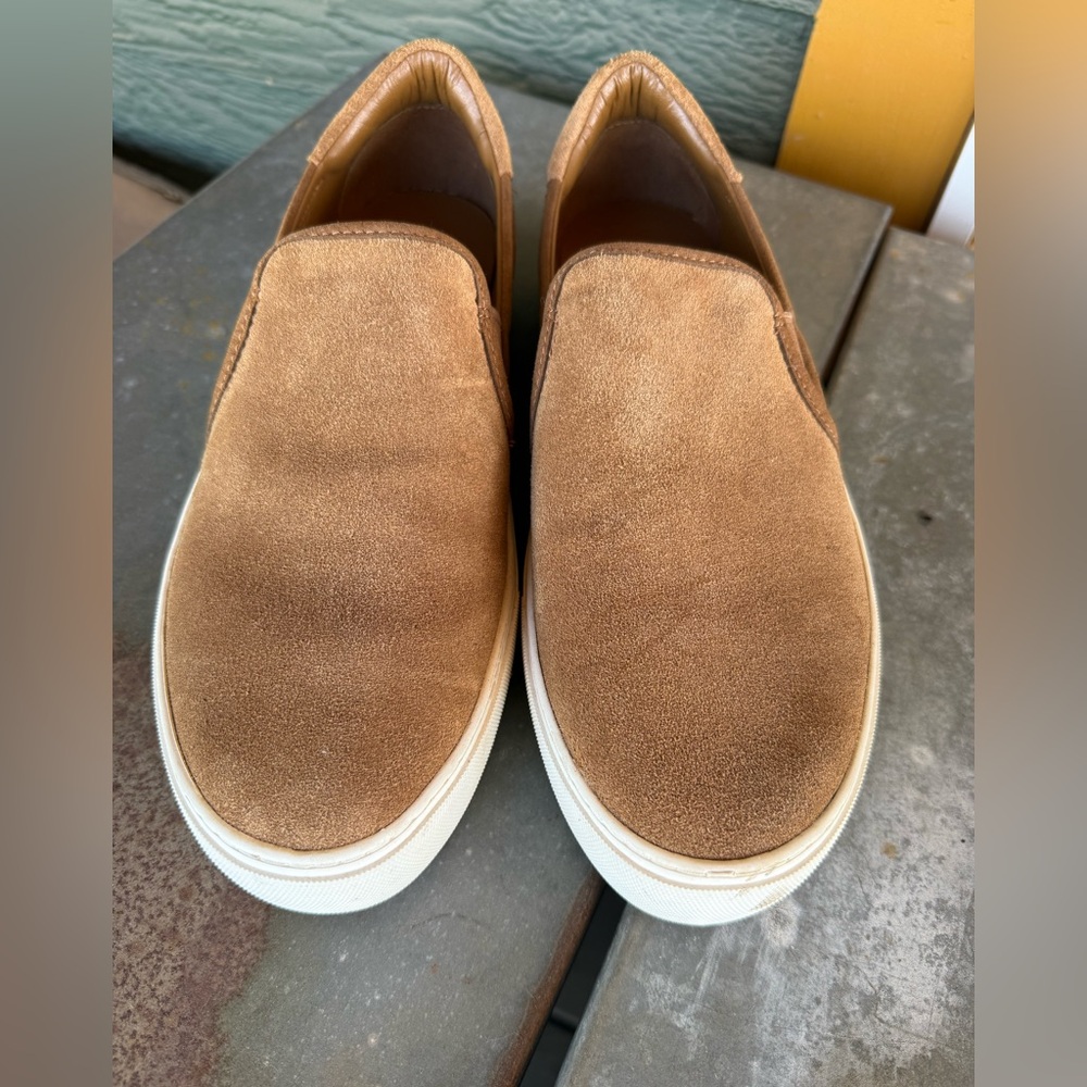 Women’s UGG brown suede leather slip on shoes 10